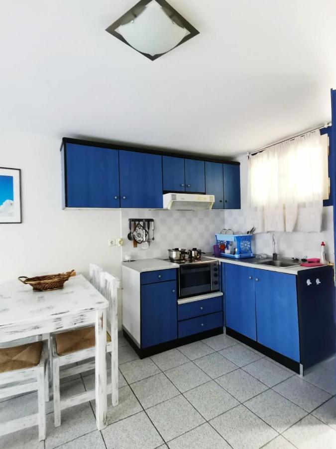 Sea Waves Apartments Nea Epidavros Eksteriør billede
